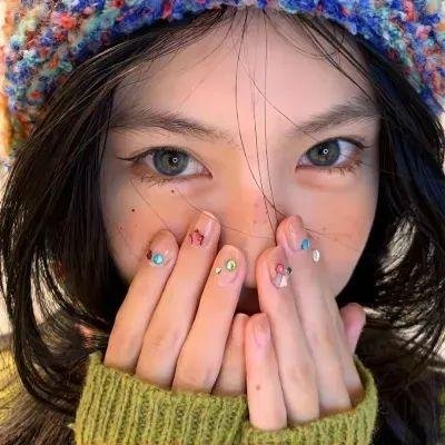 春城花满天